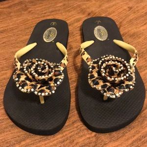 Sandals with cheetah flower on each sandal 💕